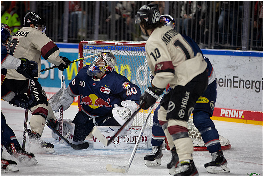 PENNY DEL;  Koelner Haie - EHC Red Bull Muenchen; Koeln, 18.03.2022